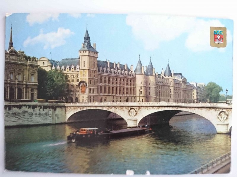 PARIS – LA SEINE, LES ARCHES