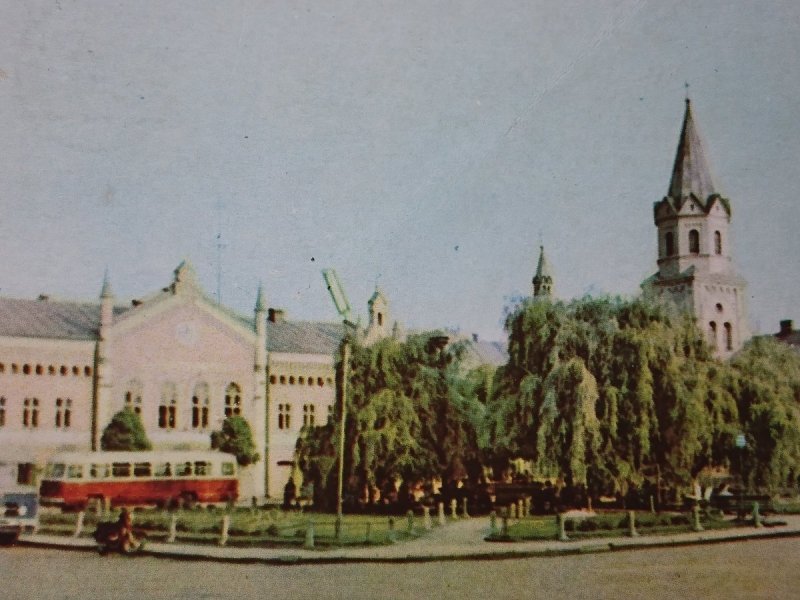 SANOK. RYNEK, Z LEWEJ SIEDZIBA... FOT. KACZYŃSKI