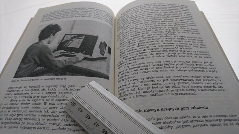 PSYCHOLOGIA I TECHNIKA SZKOLENIA KIEROWCÓW 1975