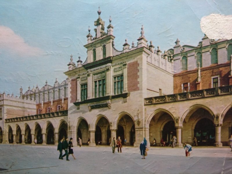 KRAKÓW. SUKIENNICE (XIV-XVI w.) FOT. P. KRASSOWSKI