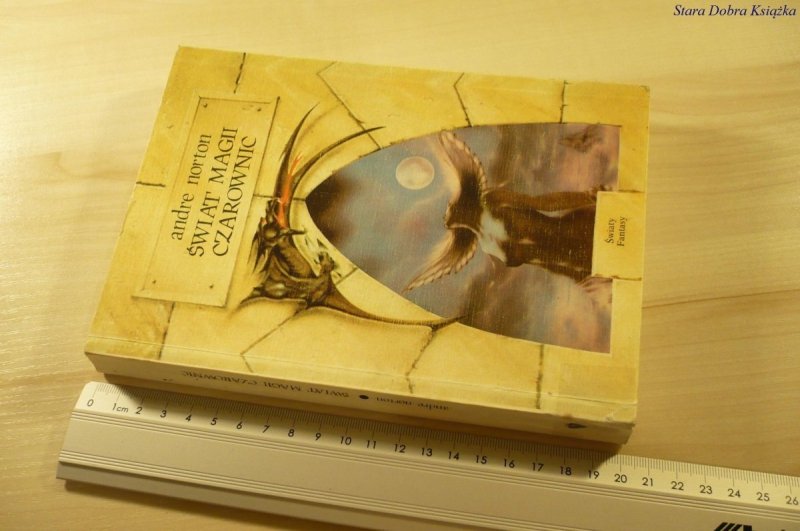 ŚWIAT MAGII CZAROWNIC - Andre Norton (1990)
