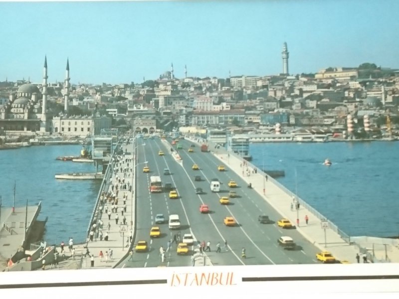 ISTANBUL - TURKIYE. YENI GALATA KOPRUSU