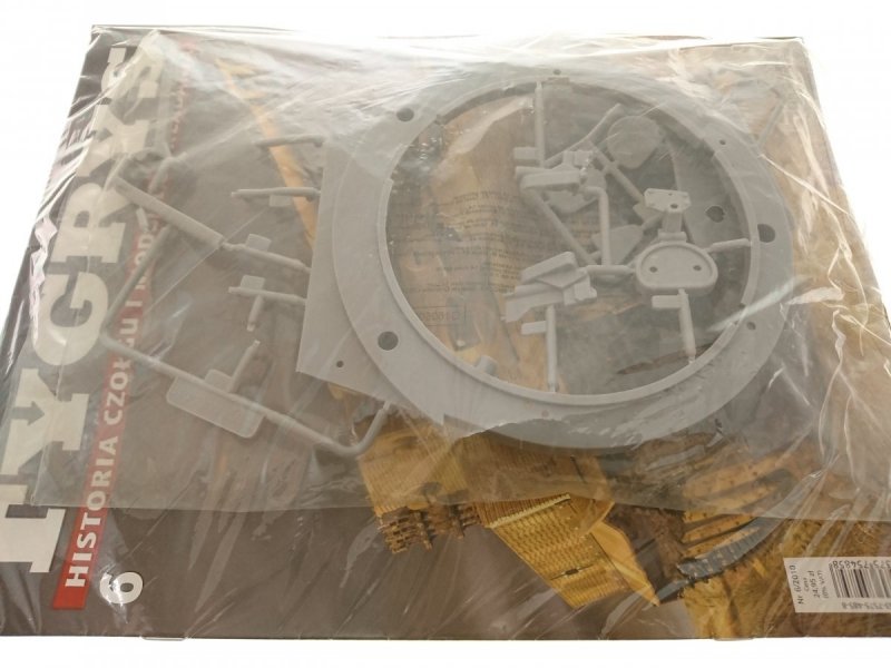 TYGRYS HISTORIA CZOŁGU I MODEL DO SKŁADANIA NR 006