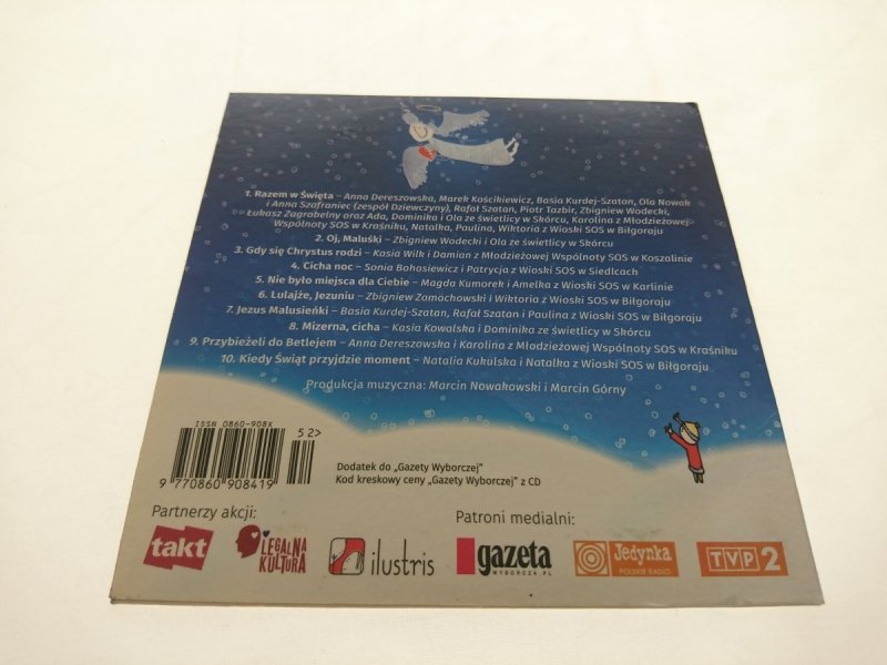RAZEM W ŚWIĘTA. CHARYTATYWNY ALBUM Z KOLĘDAMI