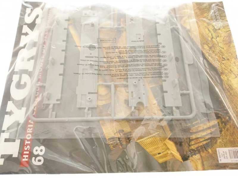 TYGRYS HISTORIA CZOŁGU I MODEL DO SKŁADANIA NR 068