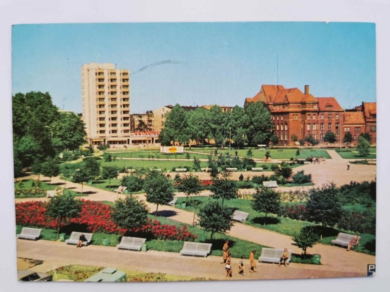 KOŁOBRZEG. PLAC 18 MARCA FOT. JASIECKI