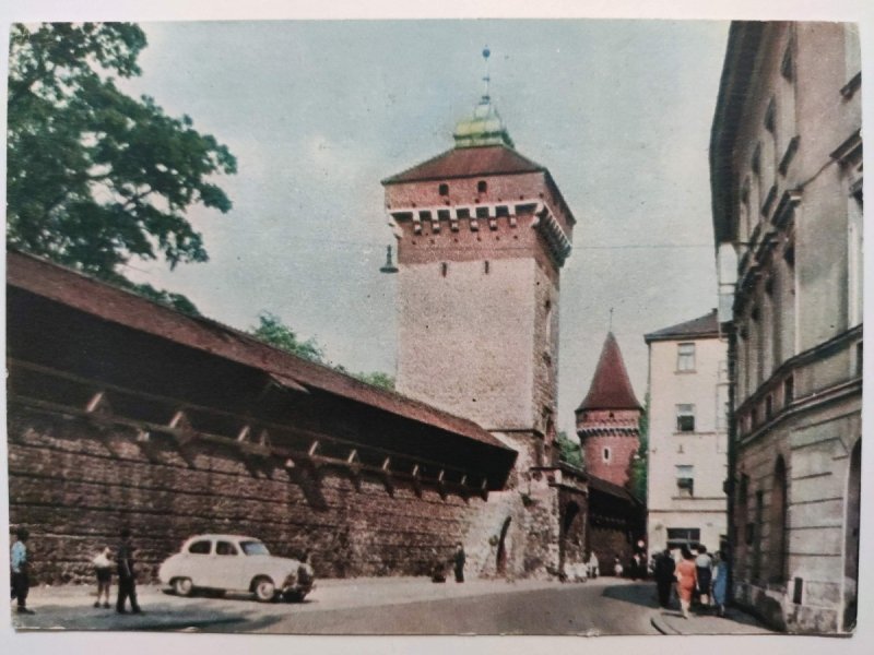 KRAKÓW. FRAGMENT MURÓW OBRONNYCH