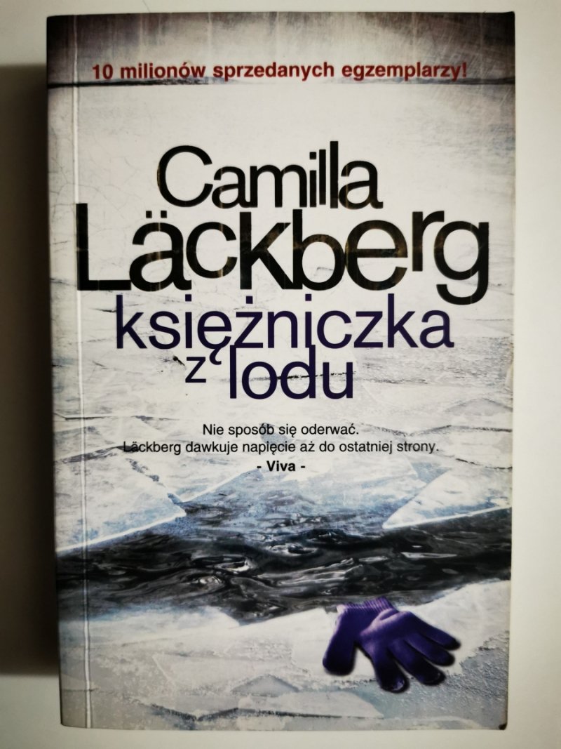 KSIĘŻNICZKA Z LODU - Camilla Lackberg