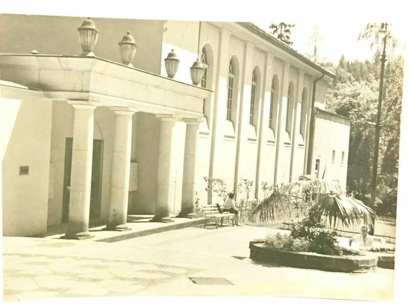 POLANICA ZDRÓJ - TEATR IM. M. ĆWIKLIŃSKIEJ