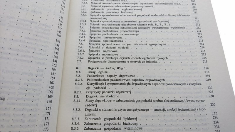 DIAGNOSTYKA RÓŻNICOWA OBJAWÓW CHOROBOWYCH TOM 1