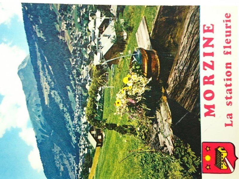 MORZINE. LA STATION FLEURIE