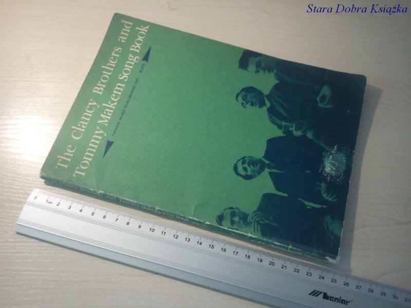 THE CLANCY BROTHERS AND TOMMY MAKEM SONG BOOK