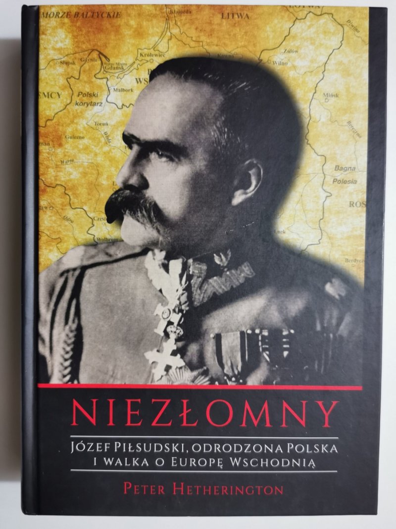 NIEZŁOMNY - Peter Hetherington