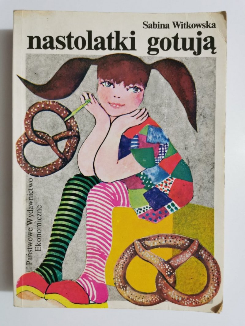 NASTOLATKI GOTUJĄ - Sabina Witkowska 1992