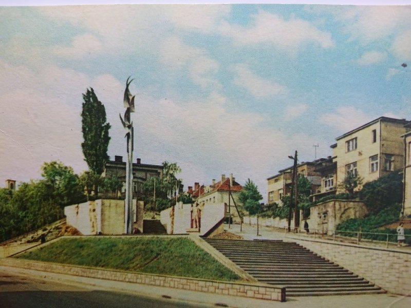 GORLICE. POMNIK TYSIĄCLECIA... FOT. P. KRASSOWSKI