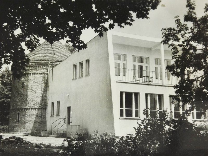 CHOSZCZNO. BARBAKAN Z XIV w. FOT. K. JABŁOŃSKI