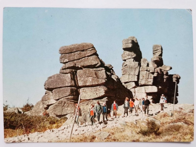 KARKONOSZE. GRUPA SKALNA TRZY ŚWINKI FOT. KORPAL