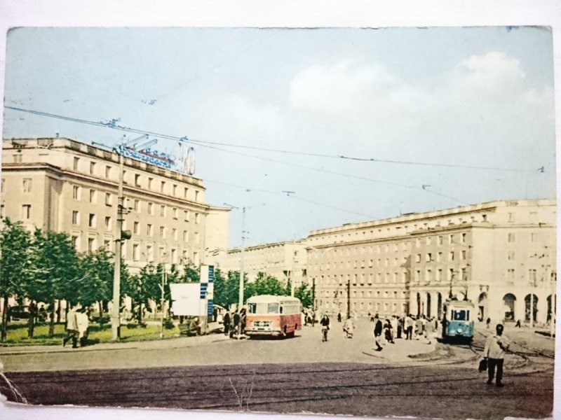NOWA HUTA. PLAC CENTRALNY FOT. L. ŚWIĘCKI