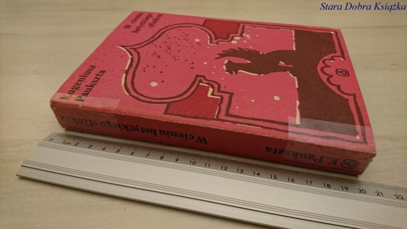 W CIENIU HETYCKIEGO SFINKSA - Paukszta 1980