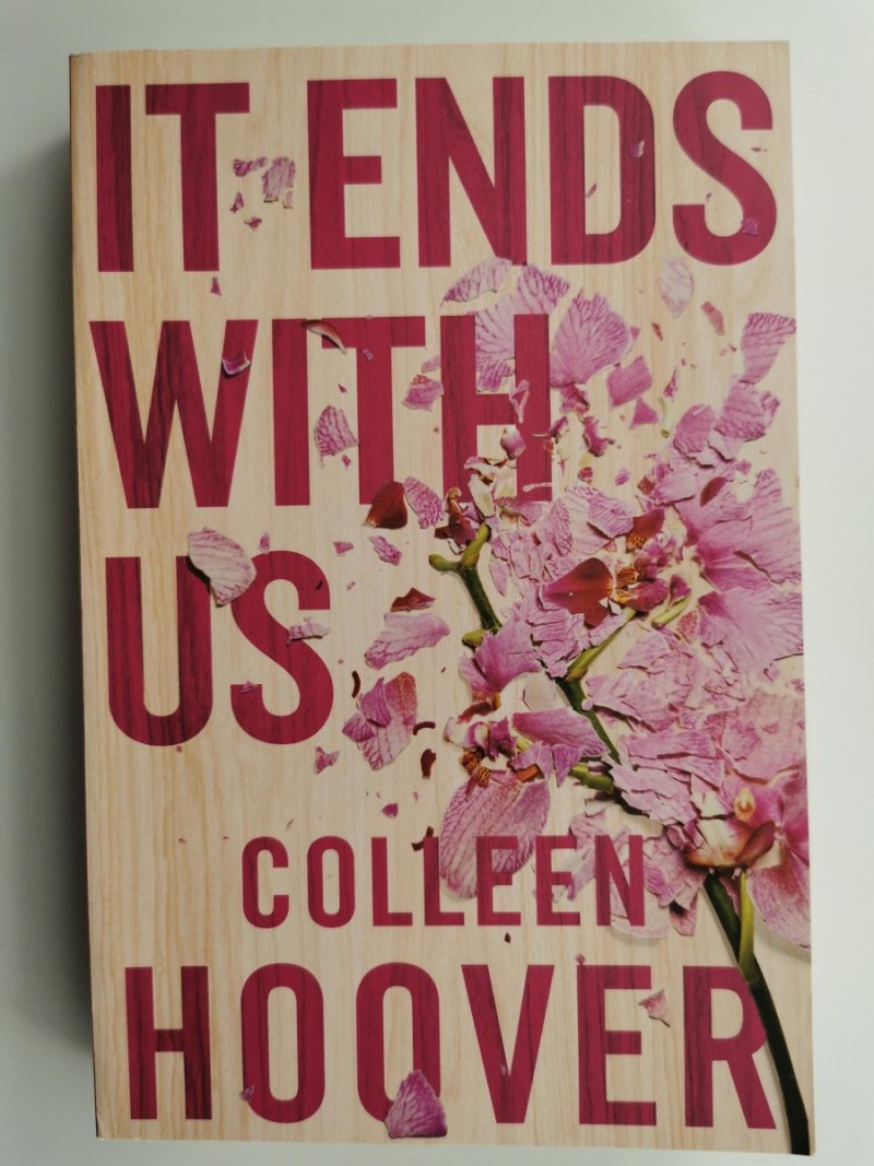 IT ENDS WITH US - Colleen Hoover