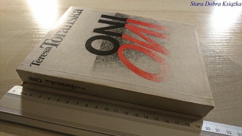ONI - Teresa Torańska 1989