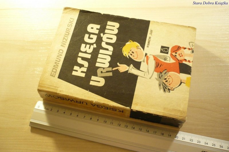 KSIĘGA URWISÓW - Edmund Niziurski 1975