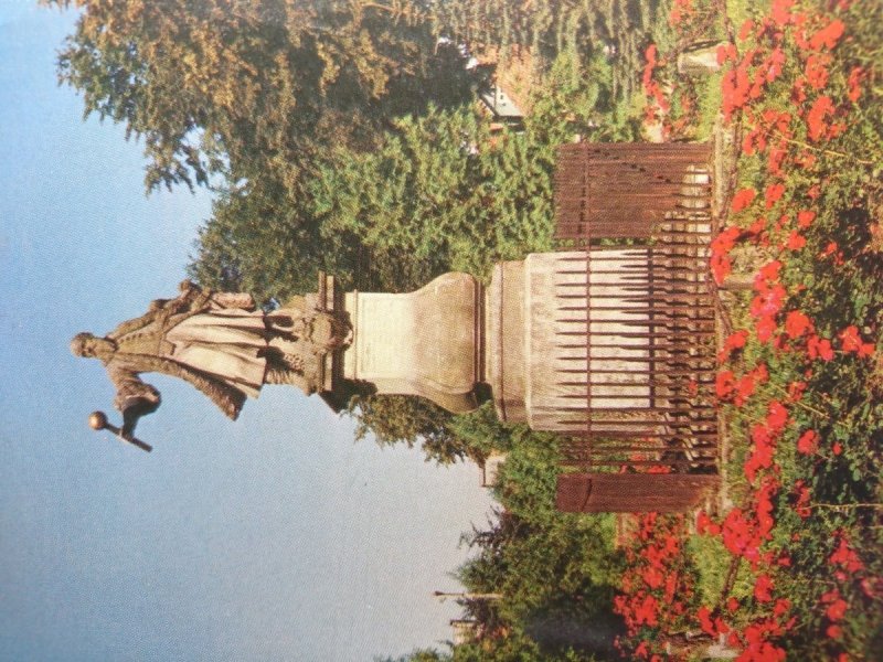 TYKOCIN POMNIK STEFANA CZARNIECKIEGO FOT HATTOWSKI