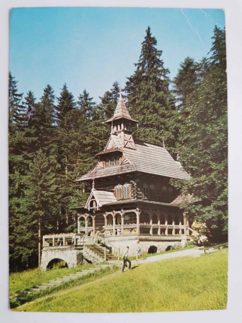 ZAKOPANE. KAPLICA W STYLU ZAKOPIAŃSKIM W JASZCZURÓWCE FOT. ROSIAK