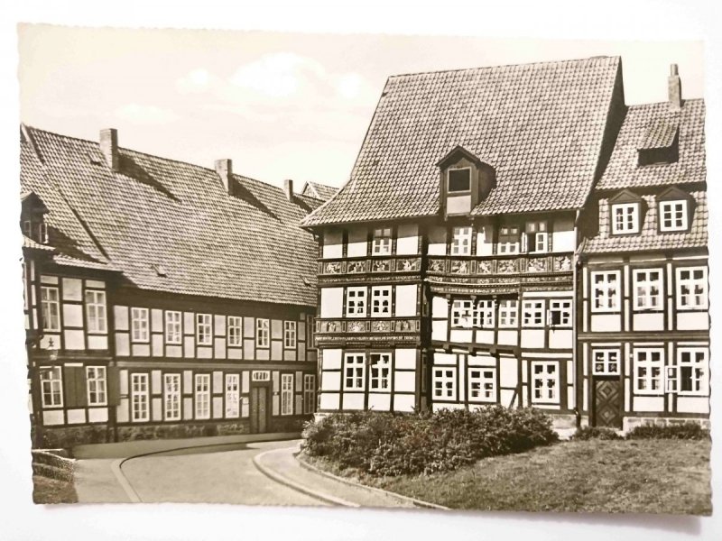 HILDESHEIM. ALTE FACHWERKHÄUSER AM GODEHARDI-PLAITZ UND HINTEREN BRÜHL