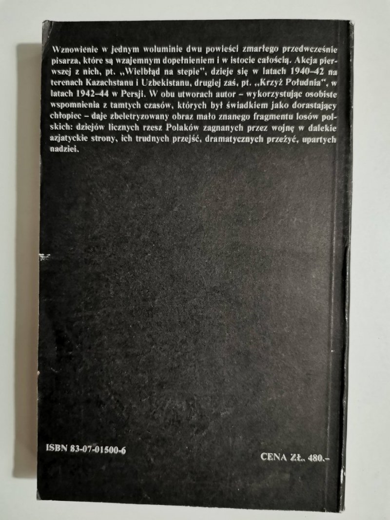 WIELBŁĄD NA STEPIE