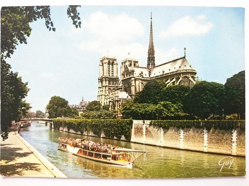 PARIS. L'ABSIDE DE LA CATHEDRALE NOTRE-DAME