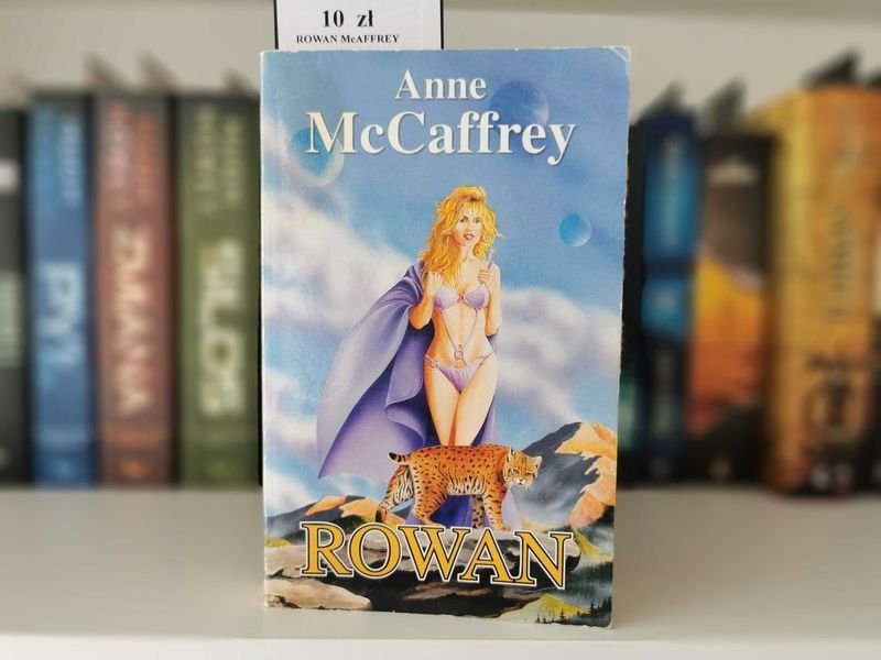 ROWAN - Anne McCaffrey