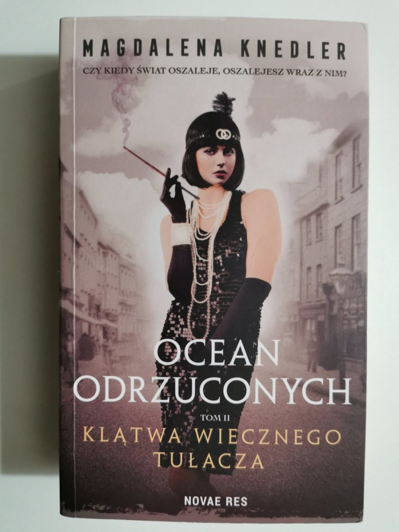 OCEAN ODRZUCONYCH - Magdalena Knedler