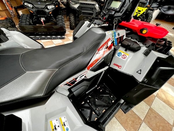 Polaris Sportsman XP 1000 S 55&quot; Tractor używany 