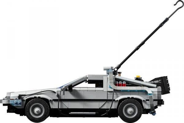 LEGO Creator Expert 10300 Wehikuł czasu z „Powrotu do przyszłości”