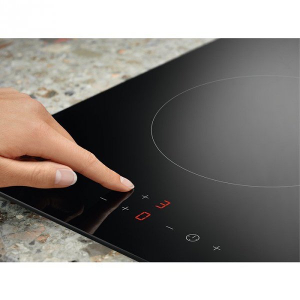 Electrolux Płyta ceramiczna LHR3233CK 30 cm