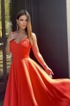 Czerwona rozkloszowana sukienka midi 244-02