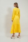 Długa sukienka żółta z falbaną s178 tył