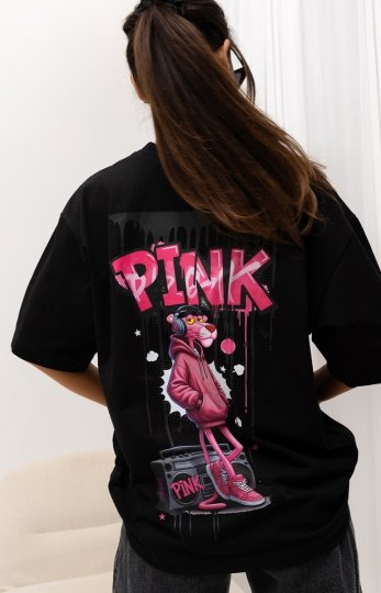 Czarny t-shirt damski oversize - Różowa Pantera 
