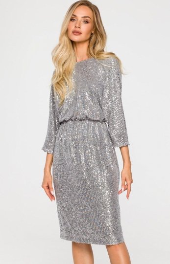 Cekinowa sukienka z dekoltem na plecach srebrna M716