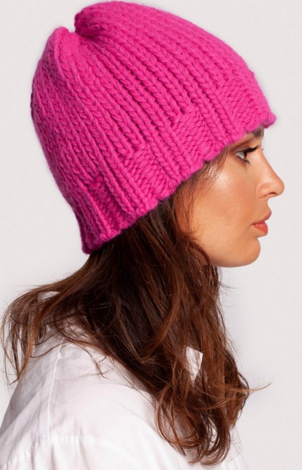 Różowa ciepła czapka BK100-1