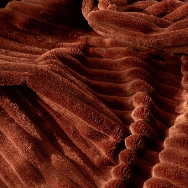 Rostfarbene Bettüberwurf, 220x140 cm, Colet.
