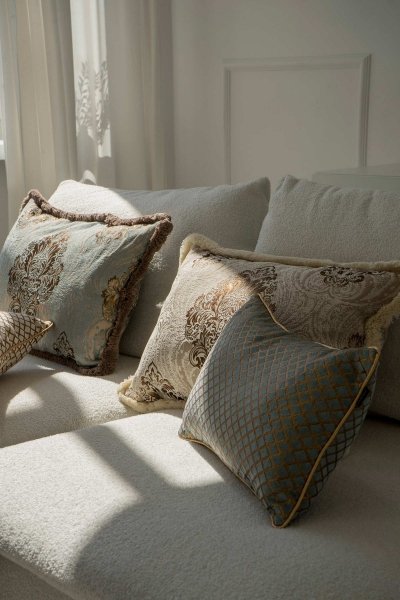 Cream-Gold Decorative Pillow Aurum 50x30