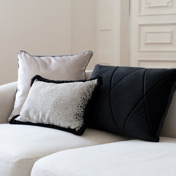 Silver Decorative Cushion 50x30 Tisimi