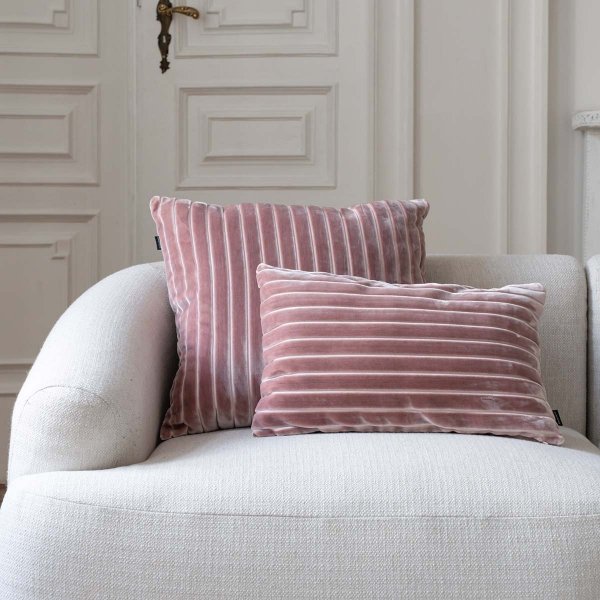 Cordian Pink Decorative Pillow 50x50 Prestige Line