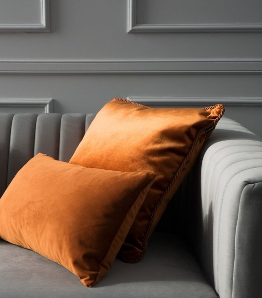 Velvet ruda poduszka dekoracyjna 50x30