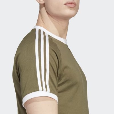 T-shirt Adidas koszulka khaki krótki rękaw logo na piersi