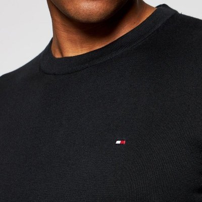Sweter męski Tommy Hilfiger czarny jedwab z okrągłym dekoldem