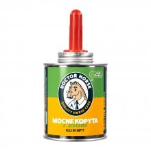 DOCTOR HORSE. MOCNE KOPYTA Z ZIOŁAMI Olej do kopyt 450ml
