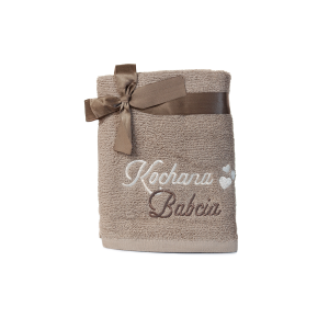 Ręcznik bawełniany  KOCHANA BABCIA . 50x90 cm. kolor jasno-brązowy